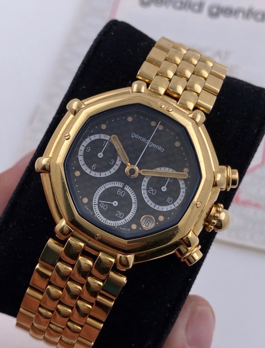 Gérald Genta Success Chronograph „Carbon“ – Ansicht 4